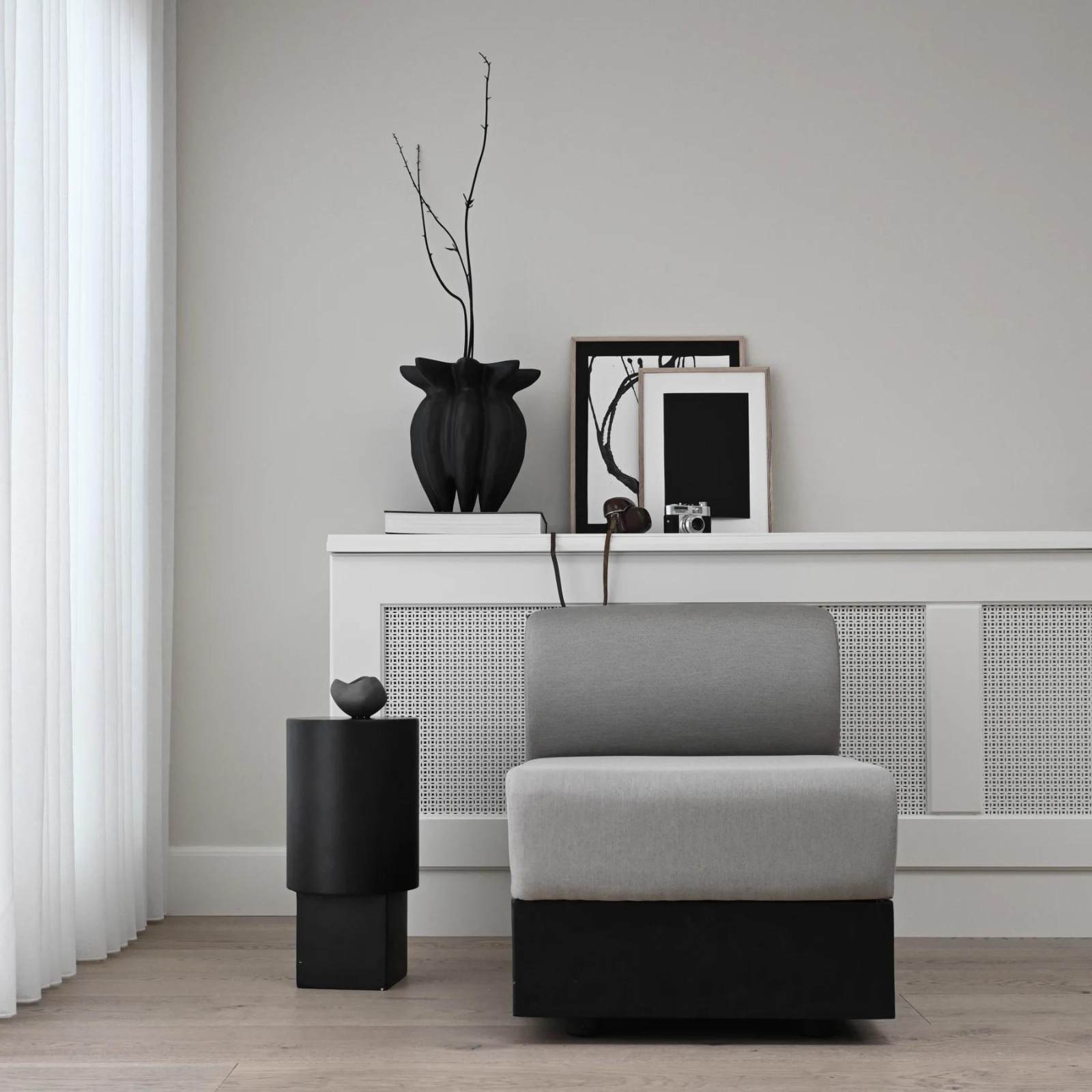 Tribu Taupe | Lounge Chair