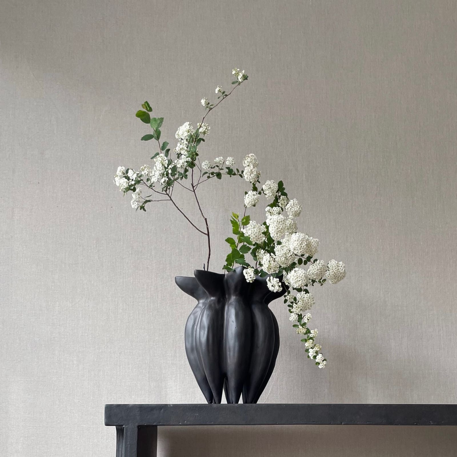 Lotus Vase Mini | Coffee (Warehouse Sale)