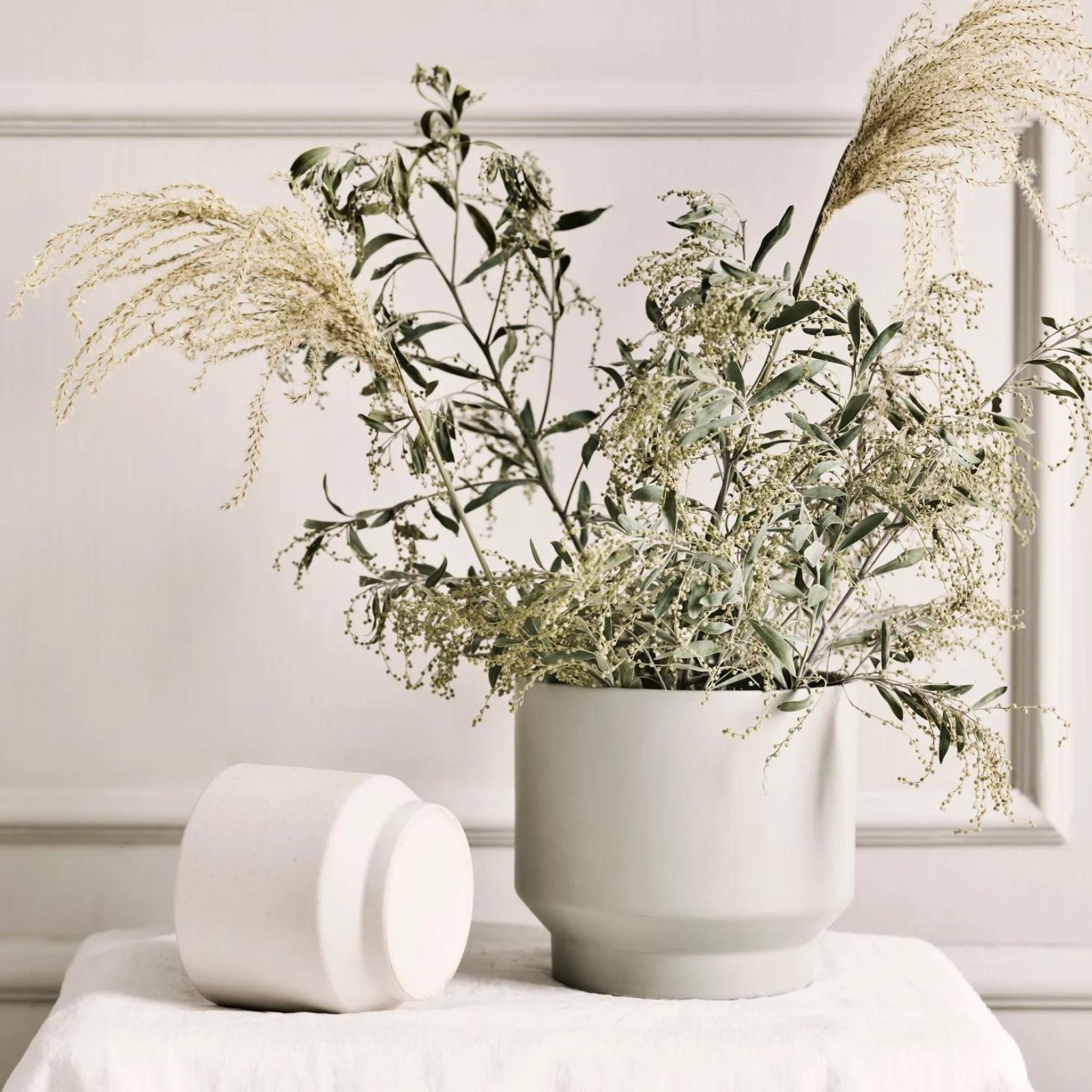 Gap, White | Flowerpot (Warehouse Sale)