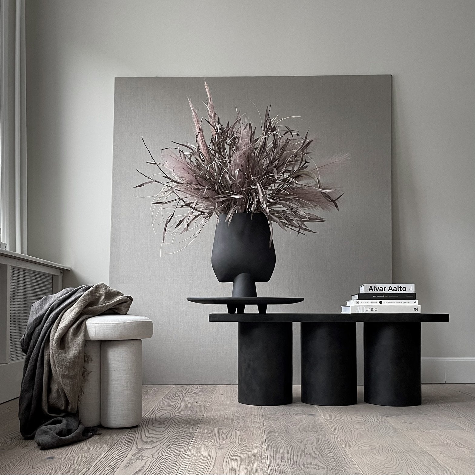 Big Foot Bench Coffee