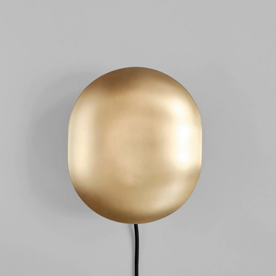 101 Clam Wall Lamp Brass