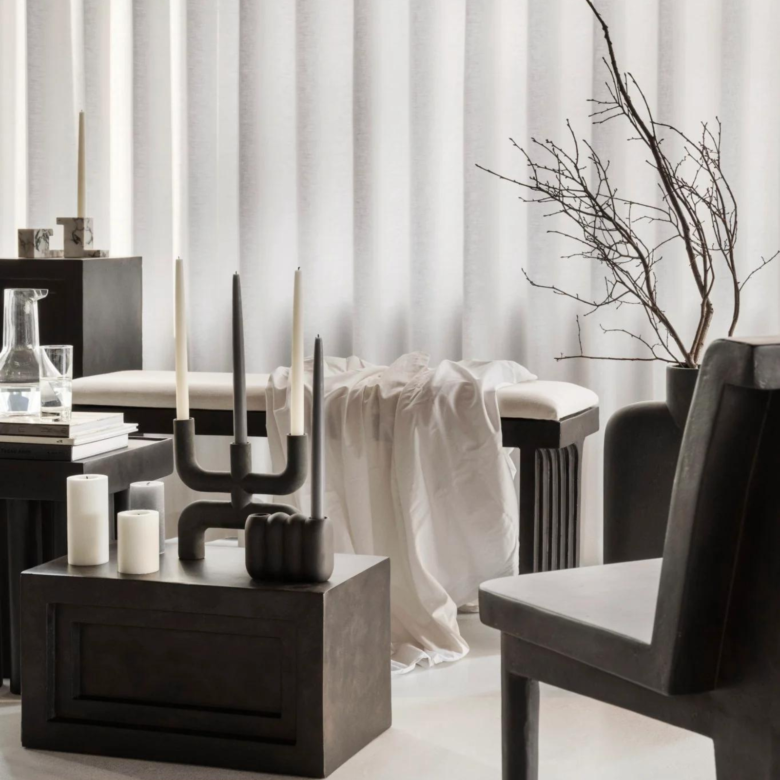 101 Cobra Candle Holder