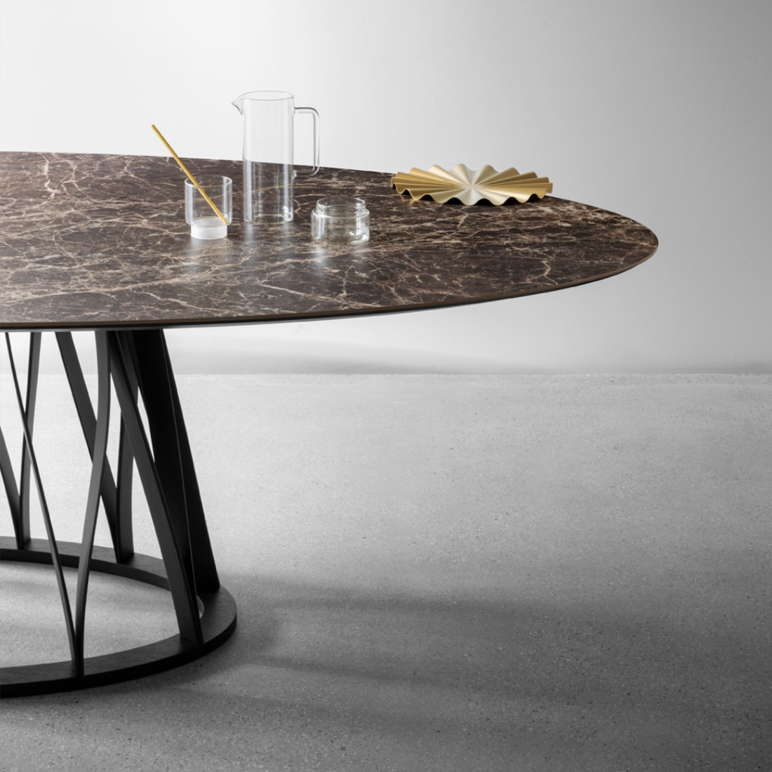 Acco | Oval Dining Table