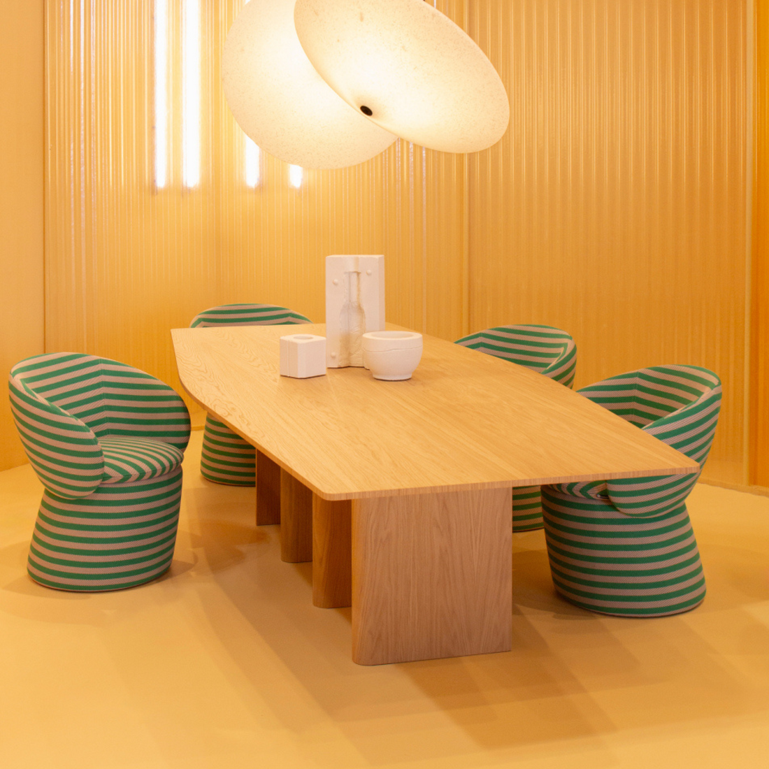 Nami | Dining Table