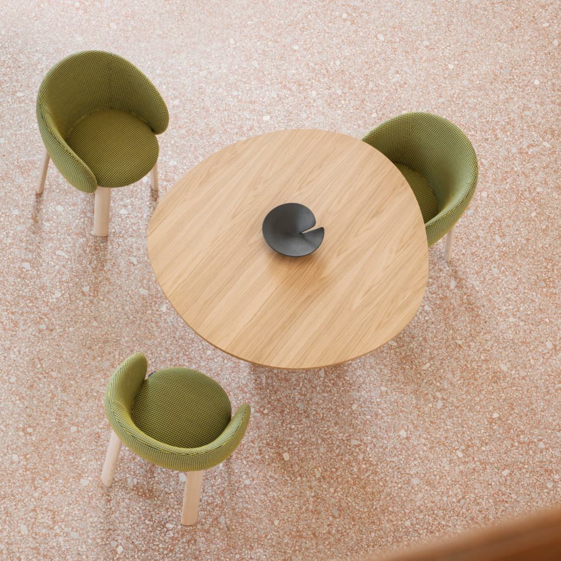 Albio | Dining Table