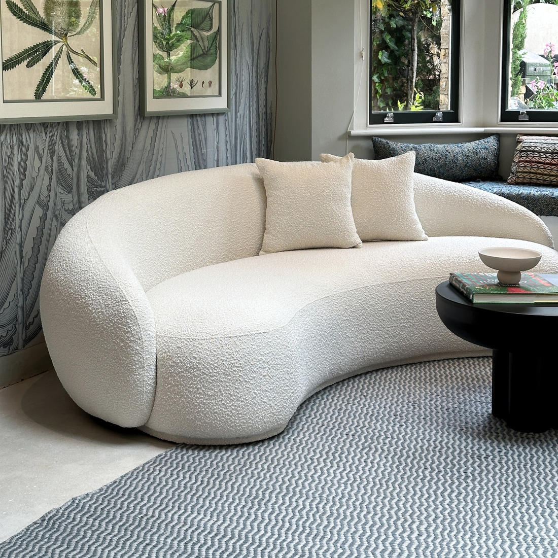 Moresco | Curved Sofa