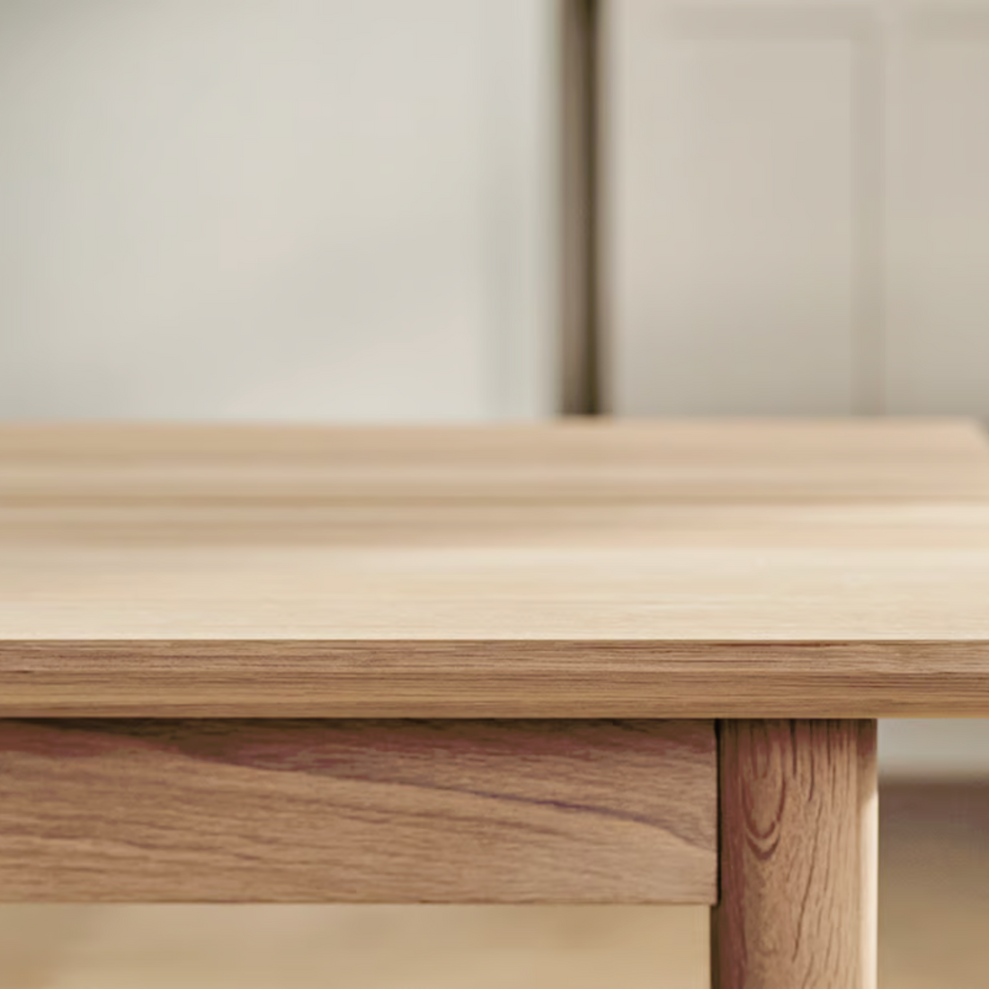 Track | Wood Dining table