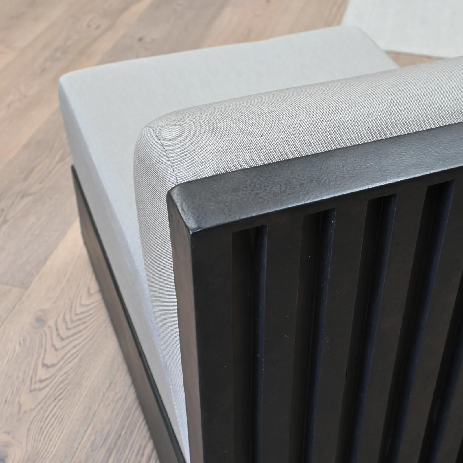 Tribu Taupe | Lounge Chair