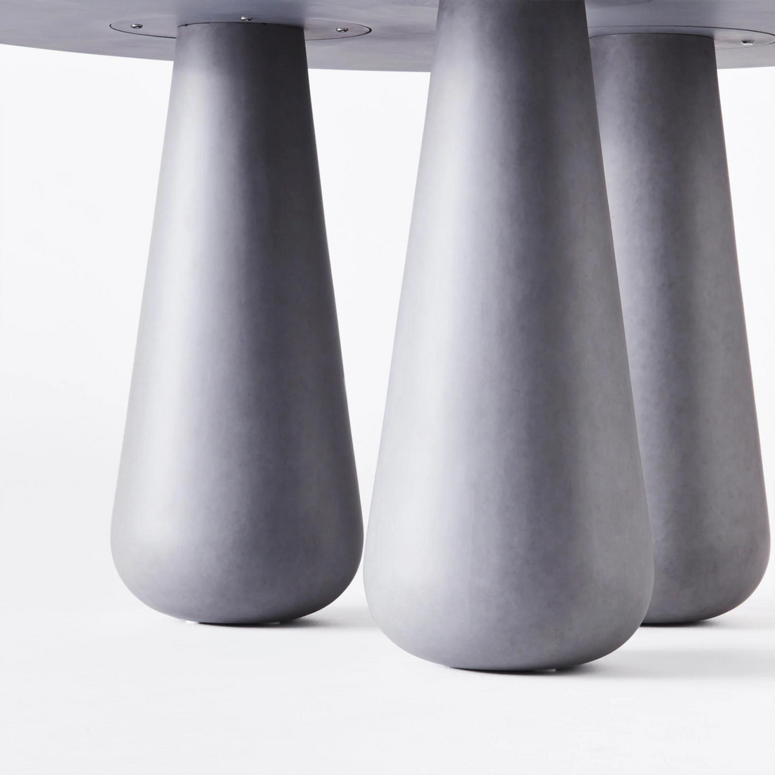 Round | Dining Table Grey