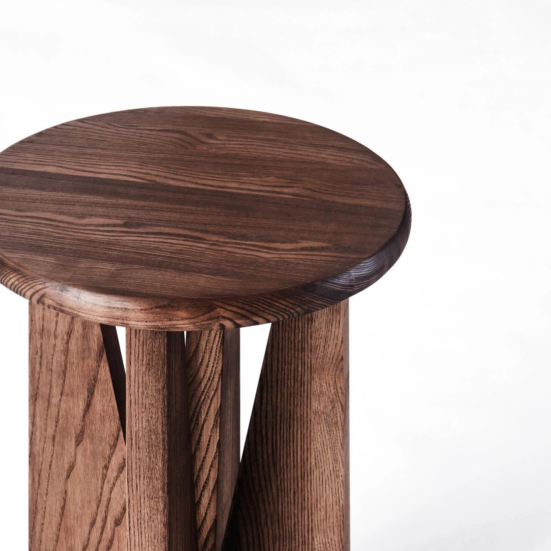 V | Side Table Ash