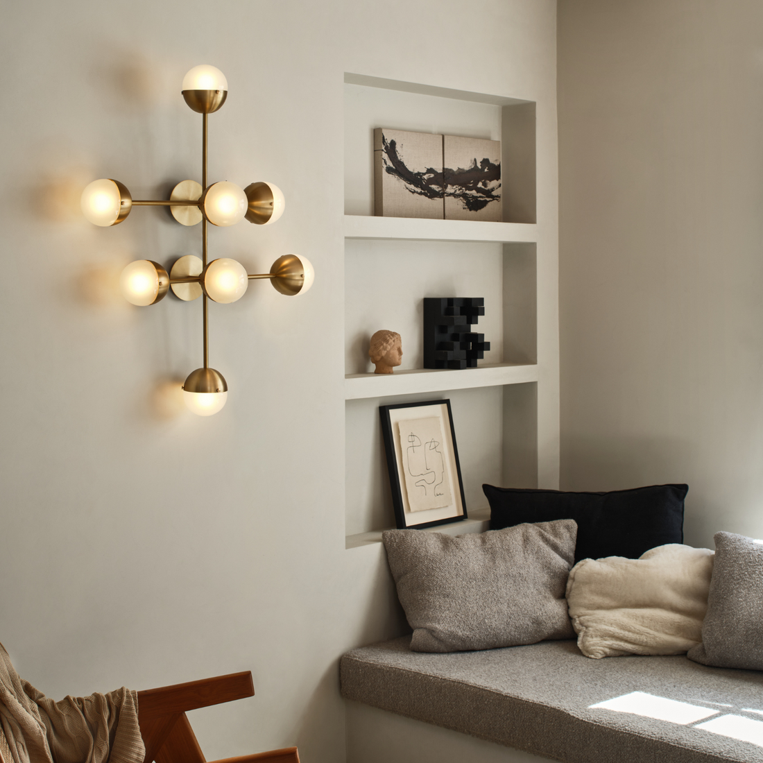 Molecule 8 | Wall Sconce