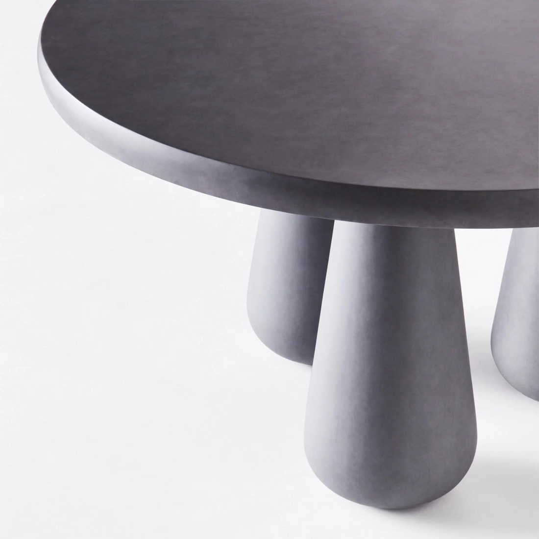 Round | Dining Table Grey