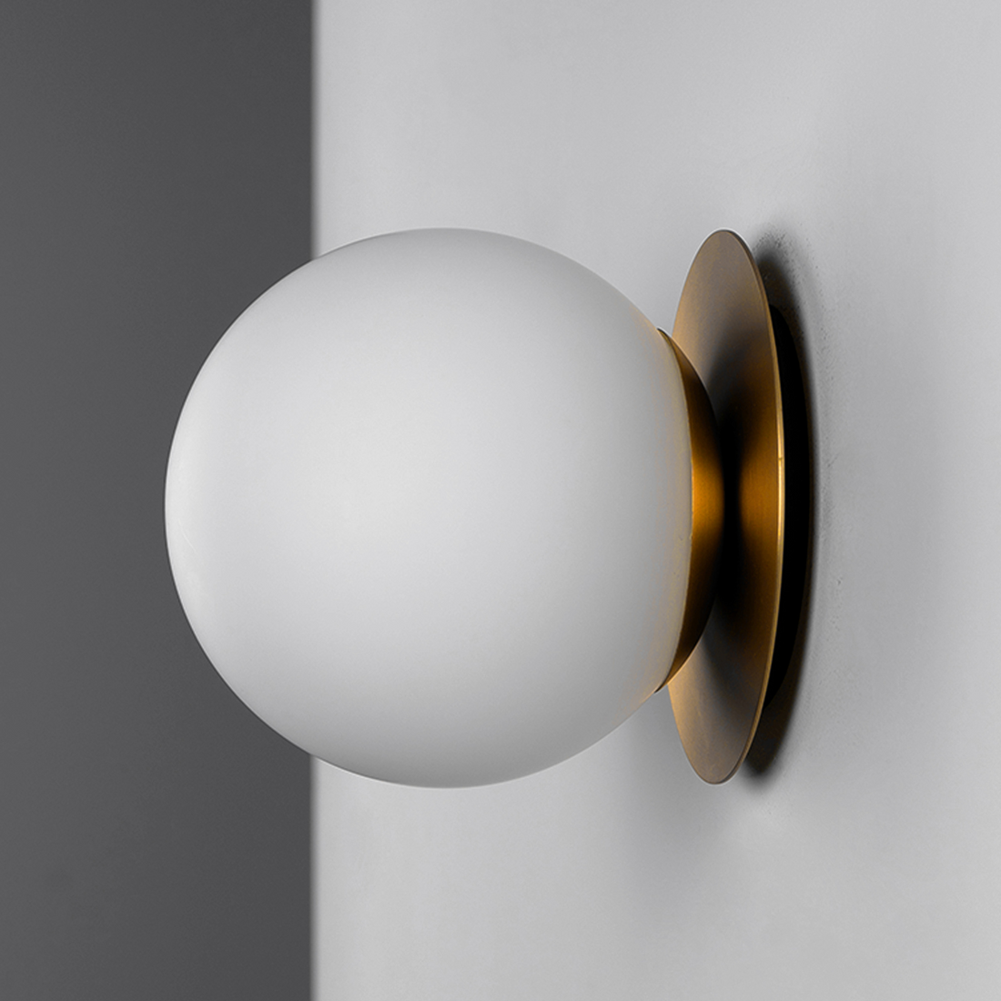 Pulsar 150 | Wall Sconce