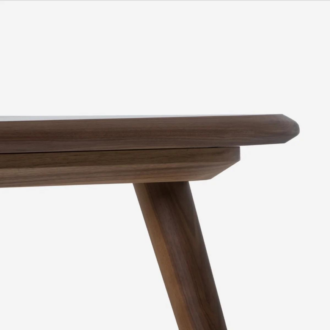 Olito | Dining Table