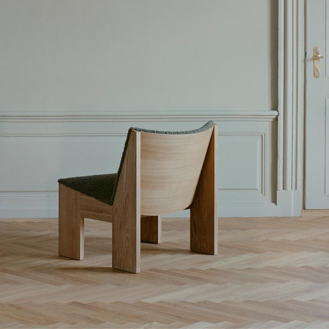 Tenon Lounge Chair