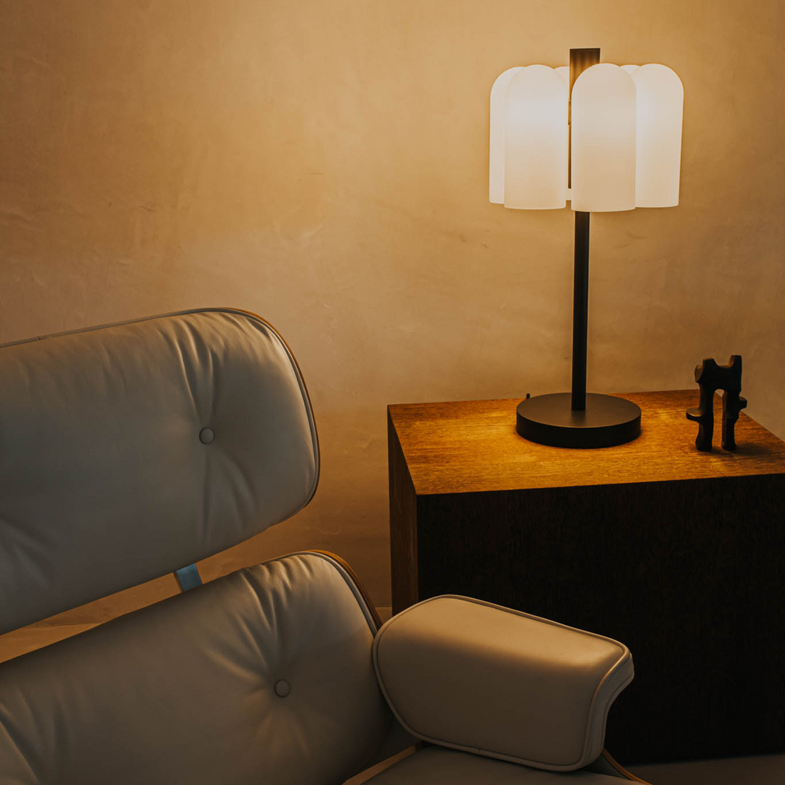 Odyssey 6 | Table Lamp