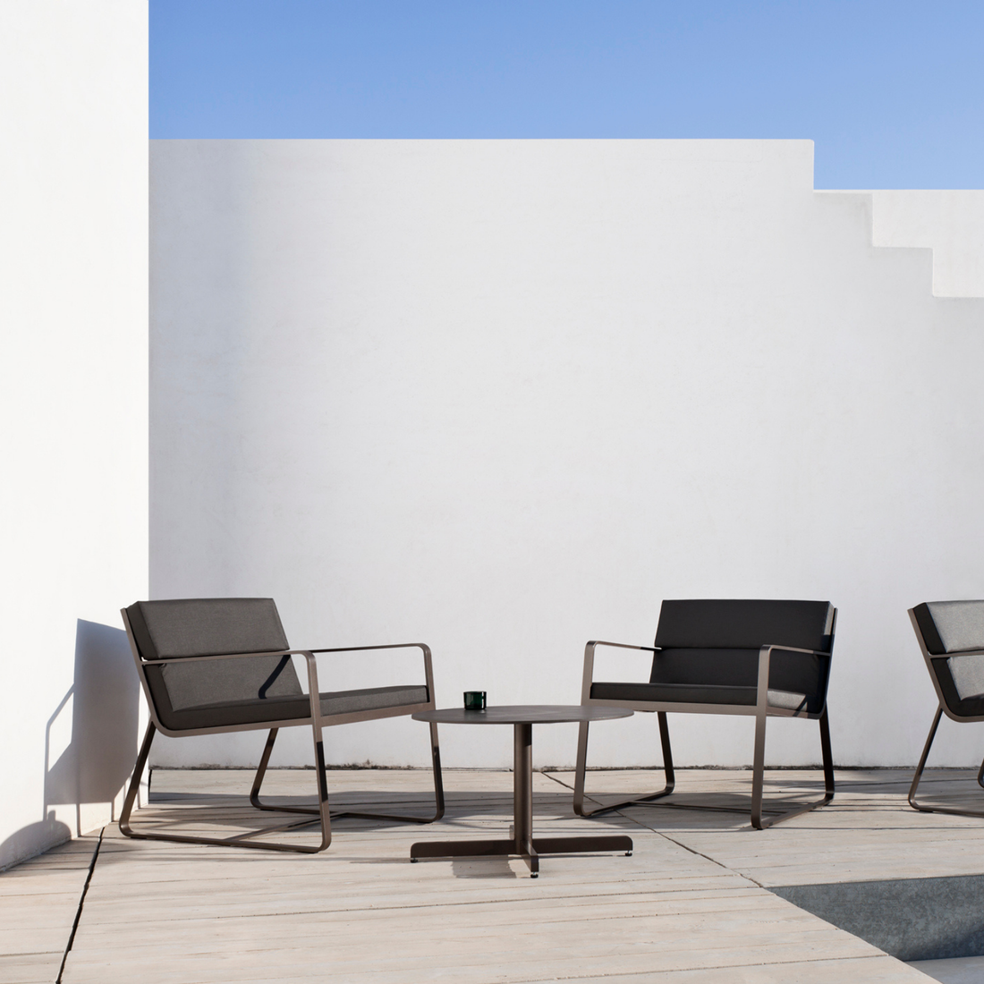 Sit | Outdoor Central Leg Tables