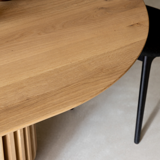 VS MAru Dining Table Round 