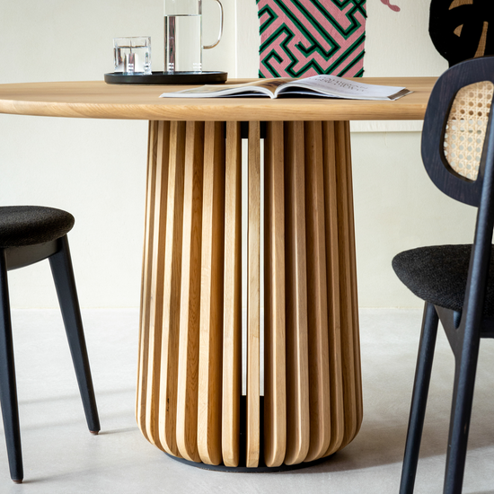 VS MAru Dining Table Round 