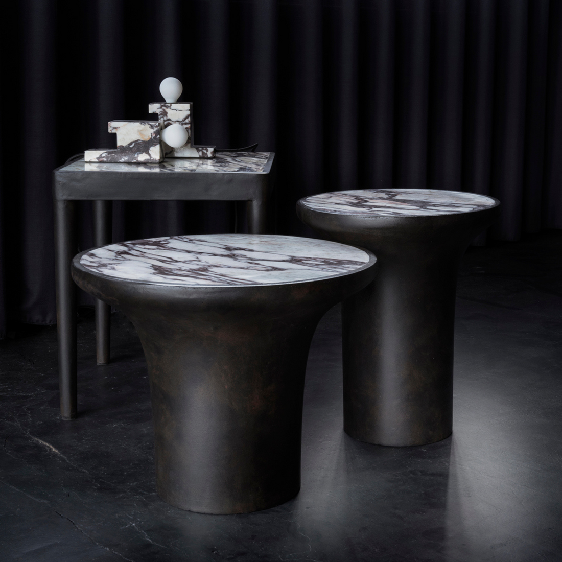 Tairu | Side Table with Calacatta Stone Top