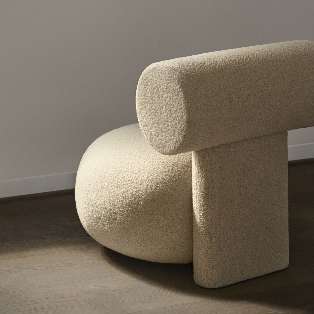 Hippo Full Upholstery | Lounge Chair