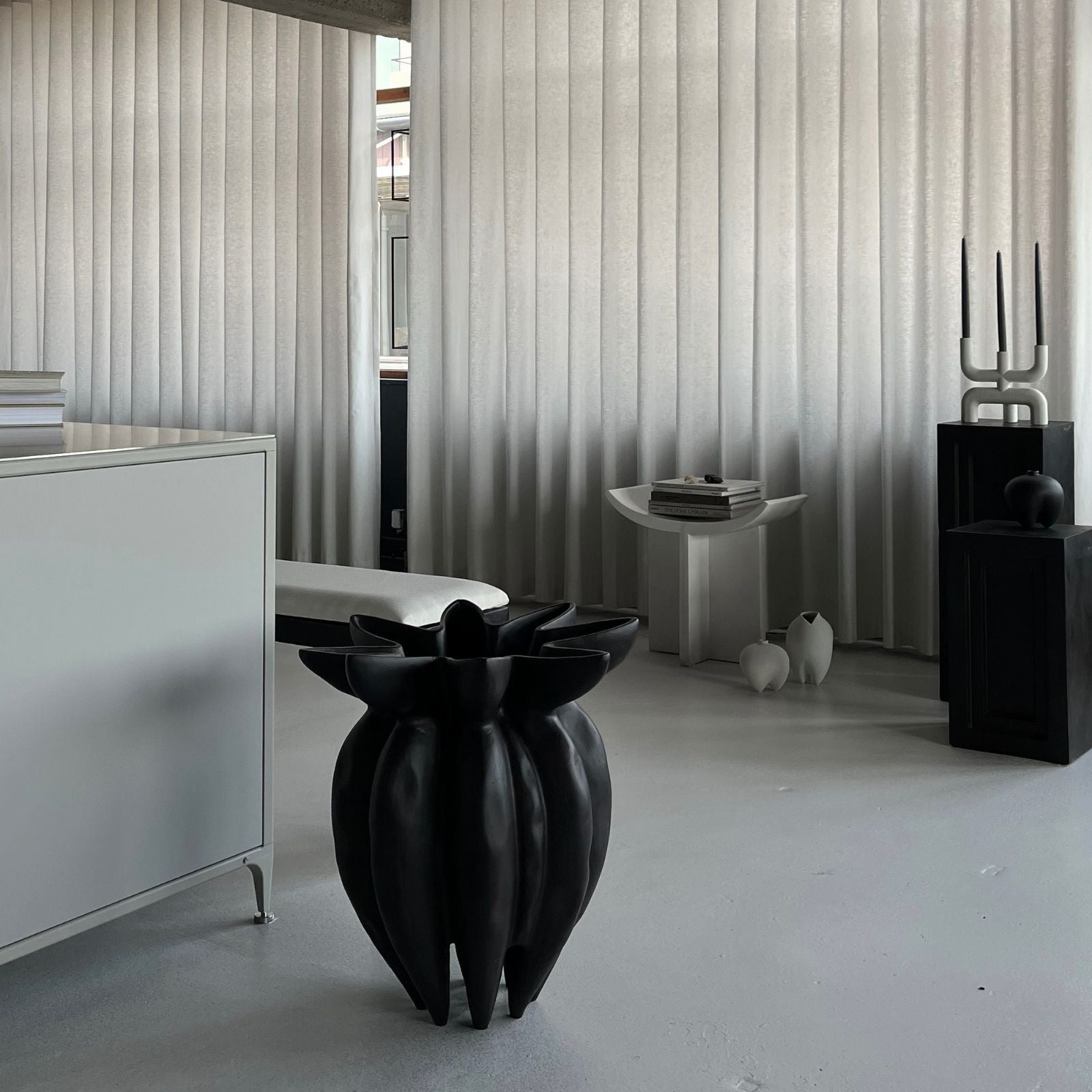 Lotus Vase Big | Coffee