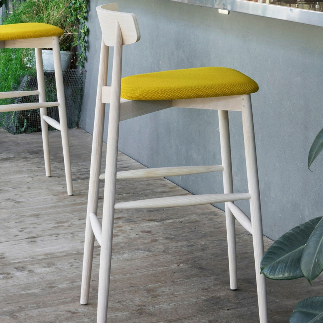 Claretta | Bar Stool