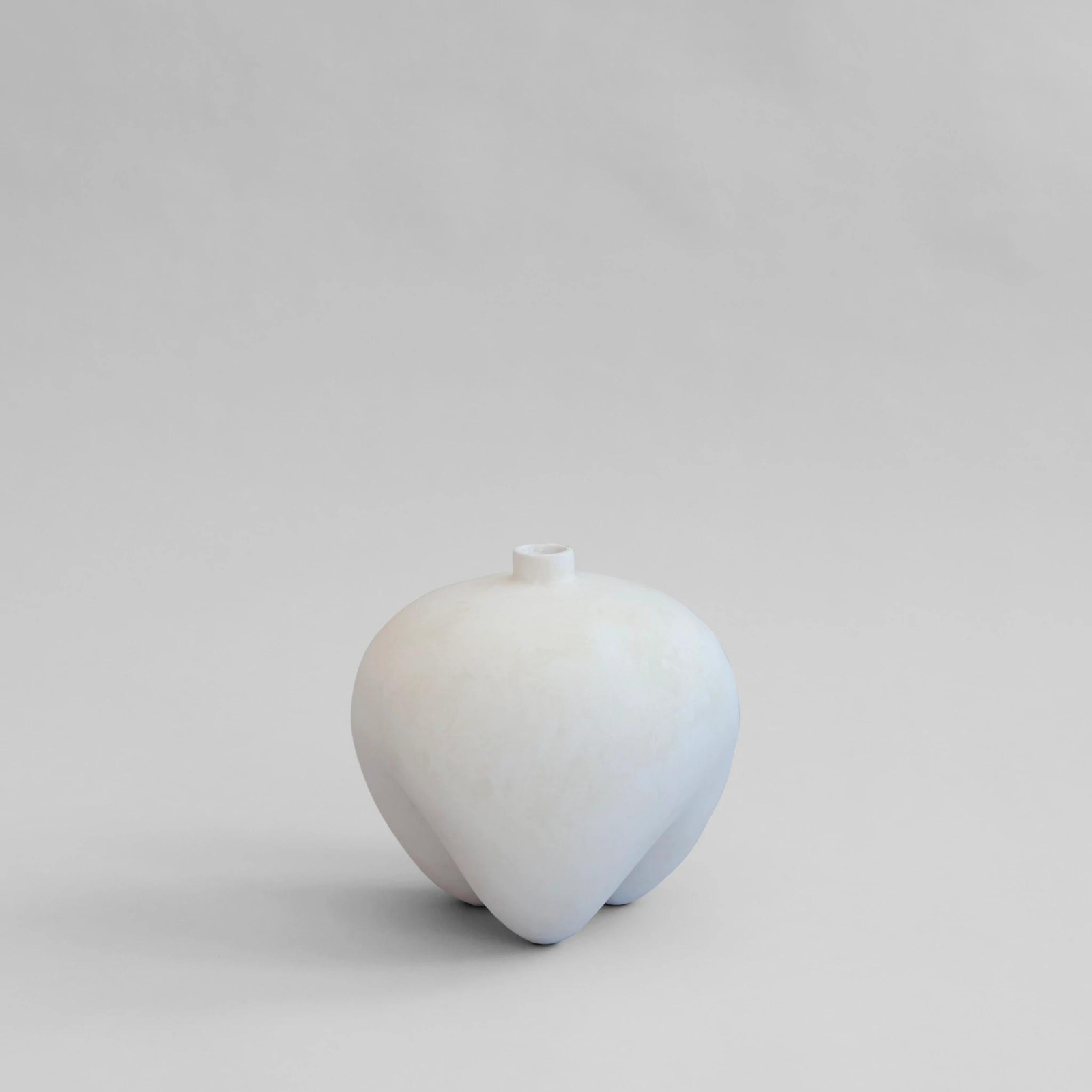 Sumo Vase, Mini - Bone White (Warehouse Sale)