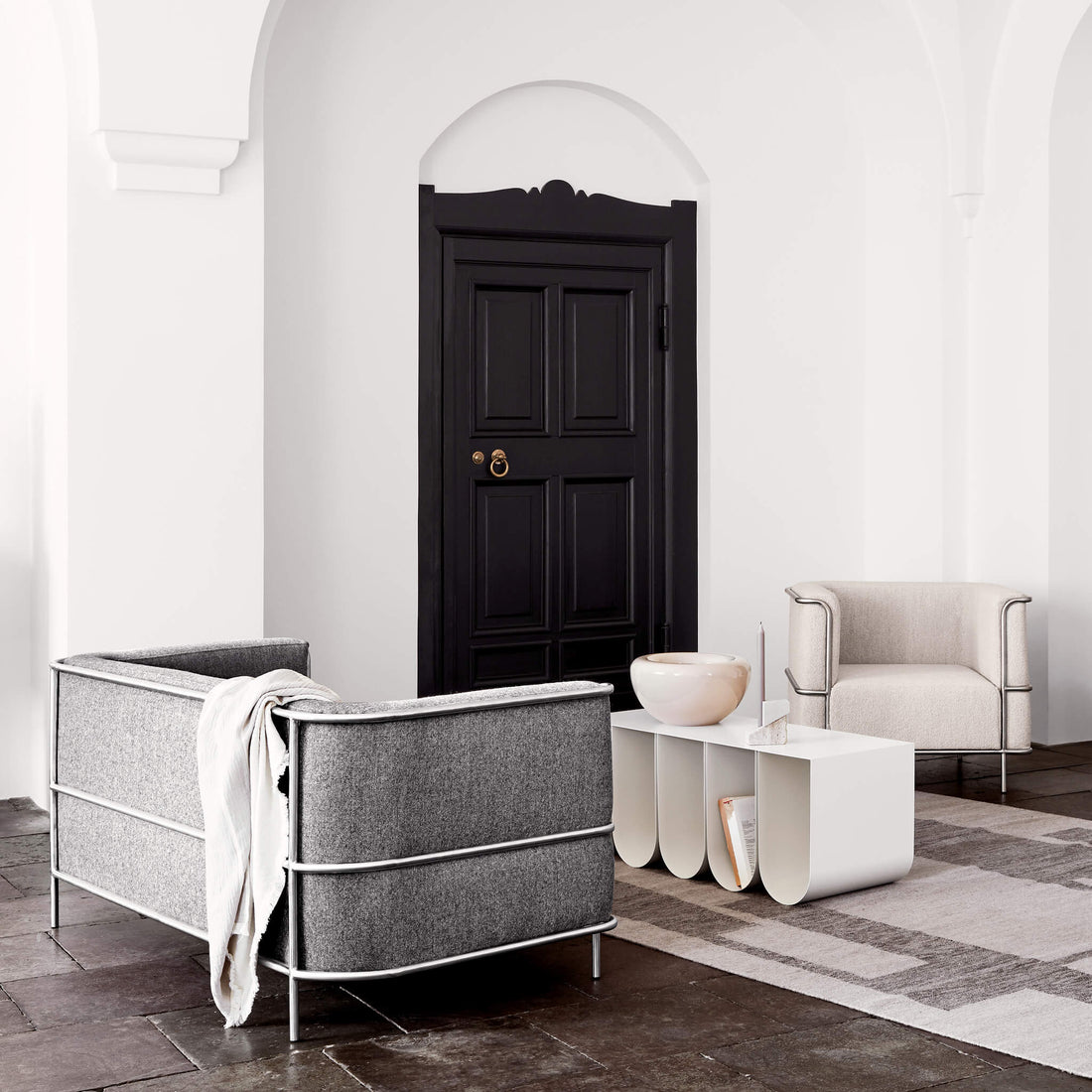 Modernist Beige | Lounge Chair