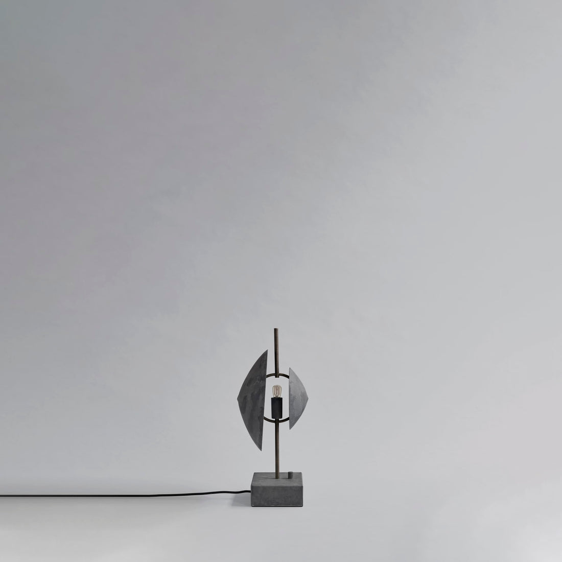 Dusk | Table Lamp